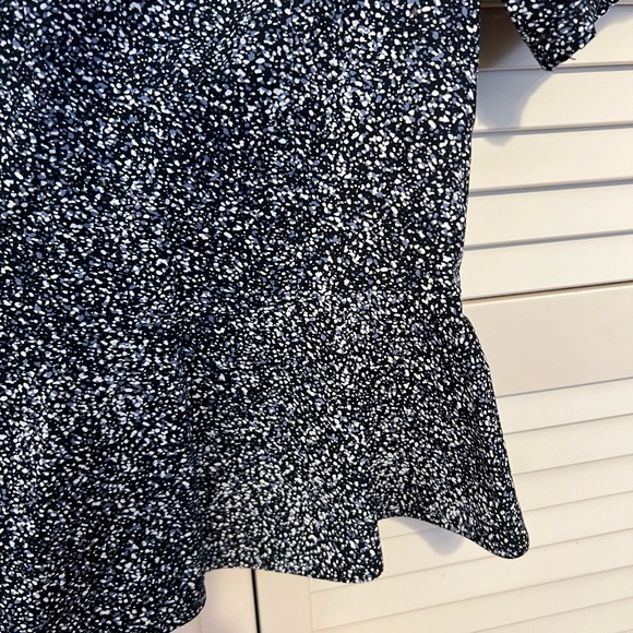 Gap cotton peplum top, size 0 - Picture 4 of 4